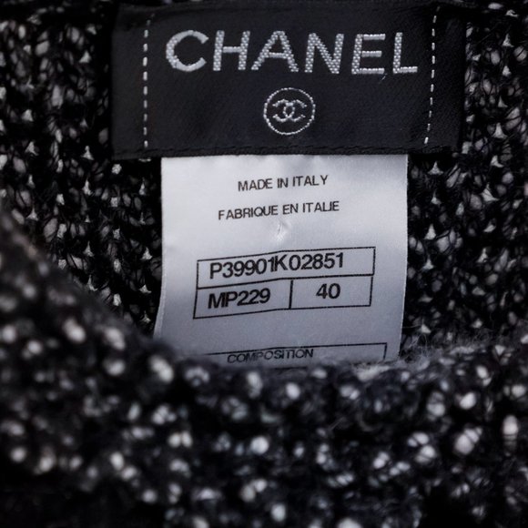 Chanel Fall 2010 Grey Tweed Sweater Dress - Picture 5 of 11